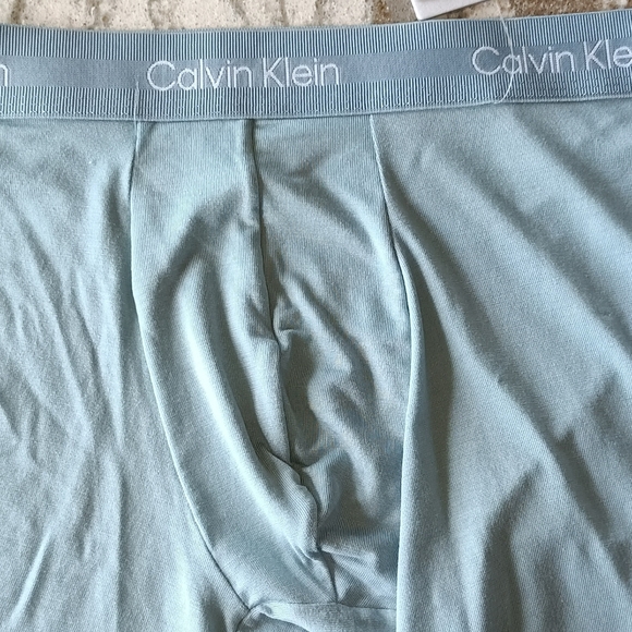 🆕 Calvin Klein Men's Ultra Soft Modern Boxer Brief Underwear Size Medium - Picture 3 of 3
